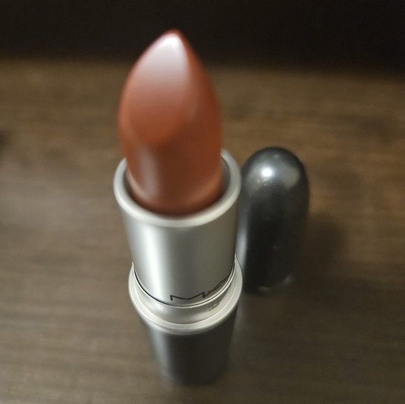 Mac Matte Lipstick in Marrakesh (NIB) - Picture 3 of 4